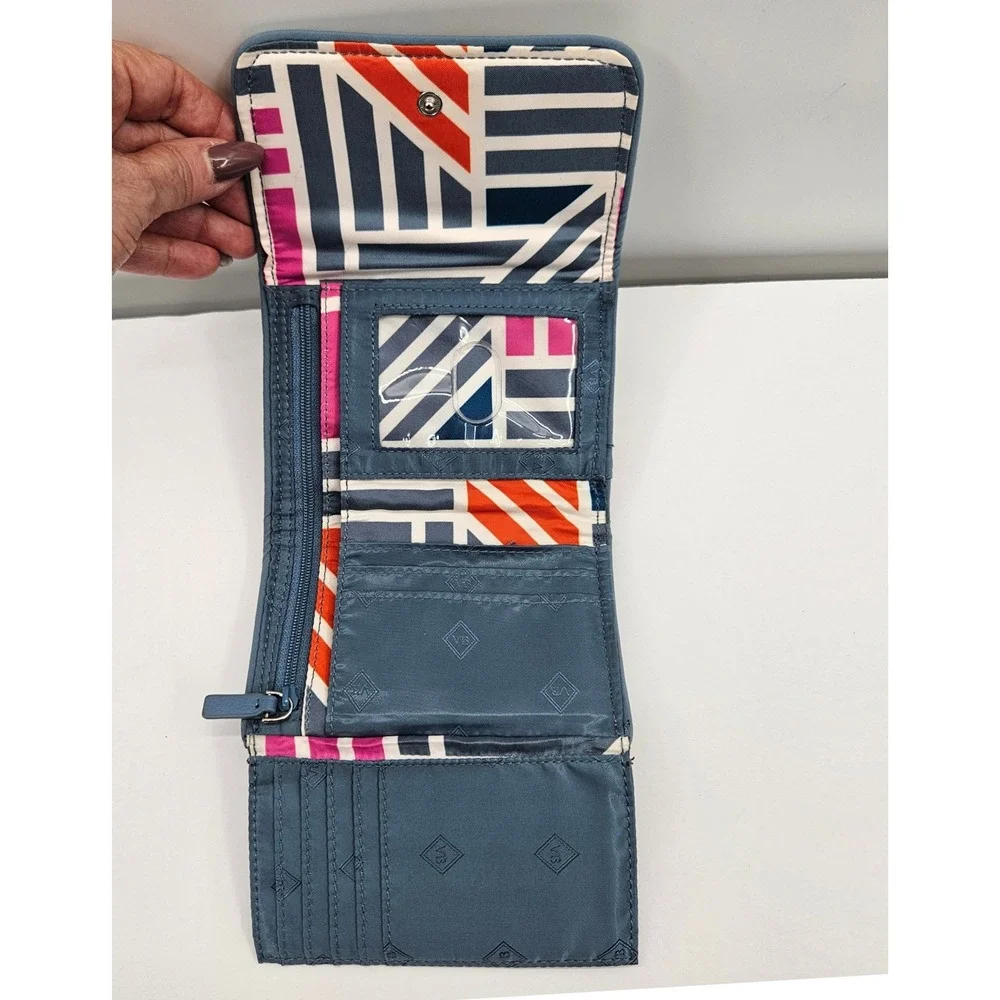 Vera Bradley Rio Squiggles Quilted‎ Cotton Trifold Wallet Blue Multi Geometric